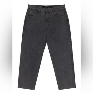 Chain to Bank Jean Millions Roomy Fit
Size: 30'' waist and 30'' length